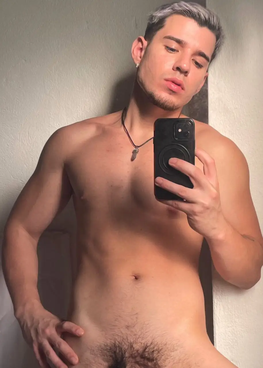 Ferchussjrr male escort in Buenos Aires, Argentina