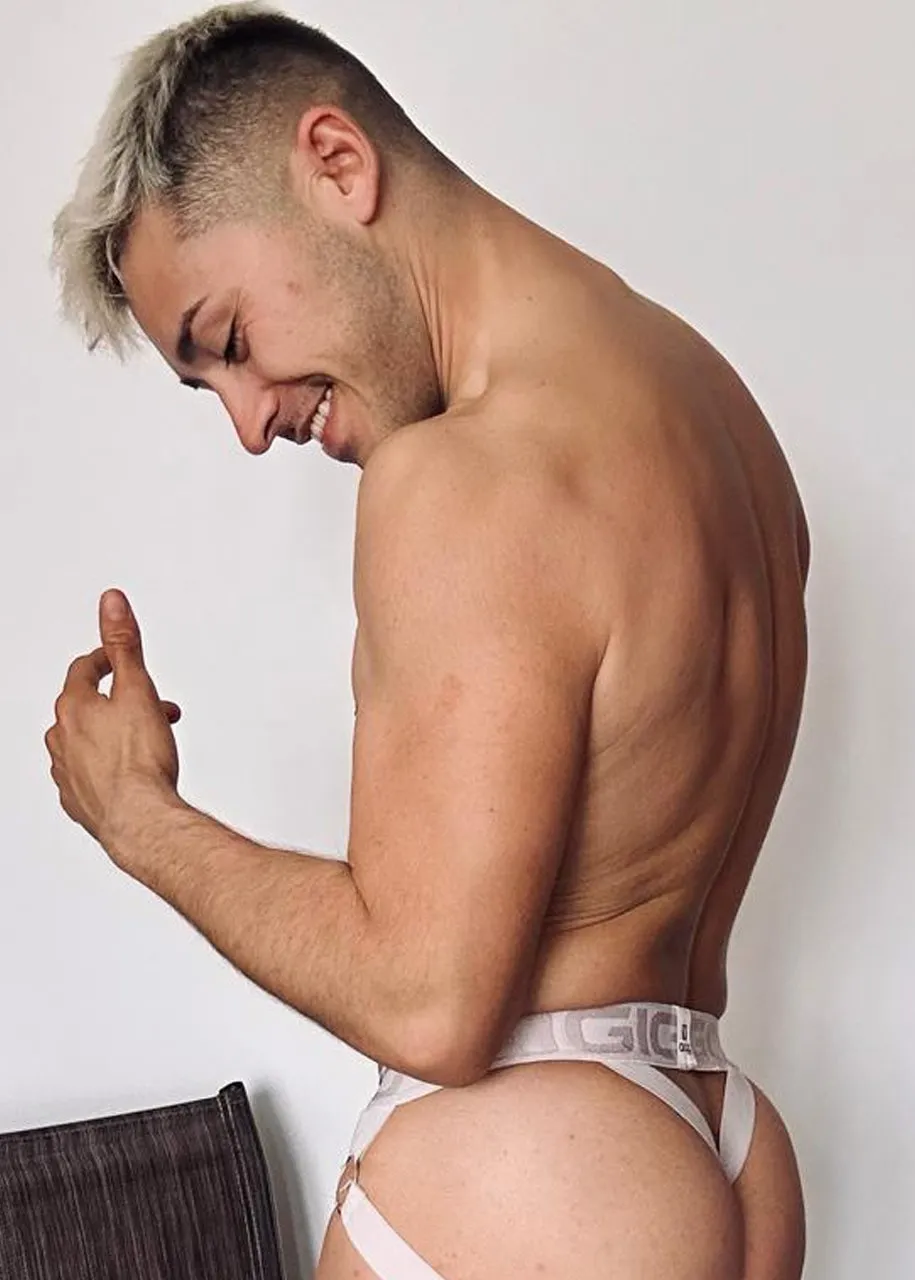 Luxxito: escort masculino en Balvanera, Buenos Aires