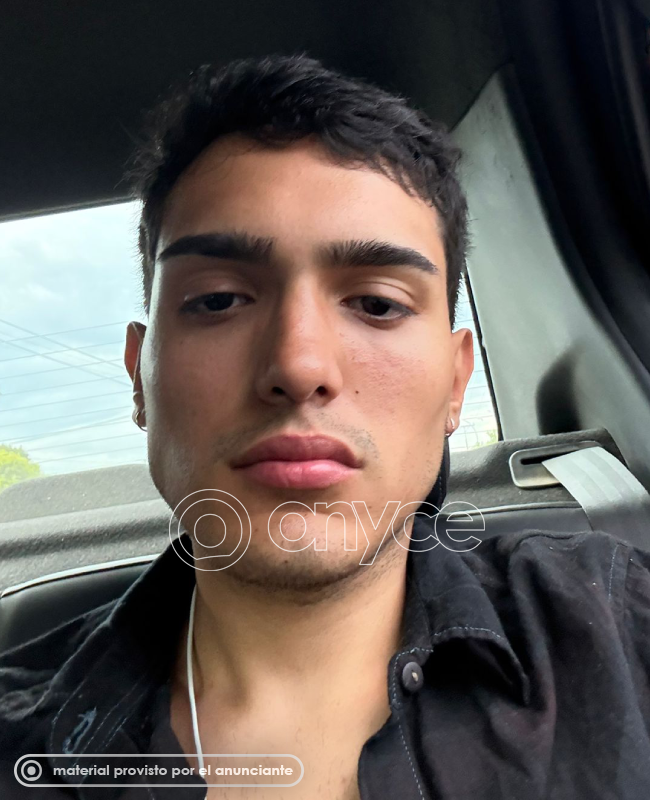 Benjamín escort masculino