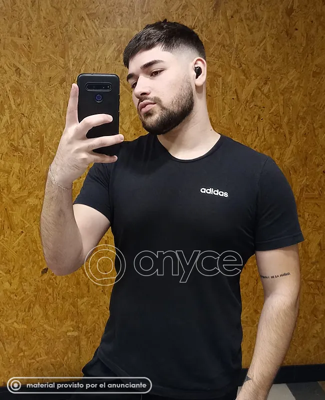 Jeremias escort masculino