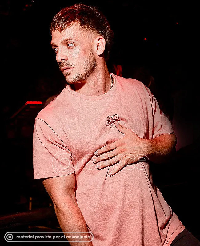 XXXX escort masculino