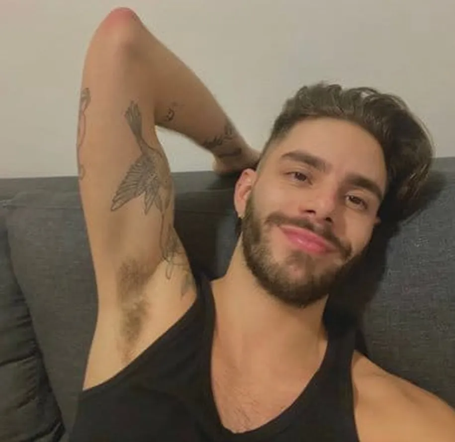 Massimo escort masculino en Capital Federal
