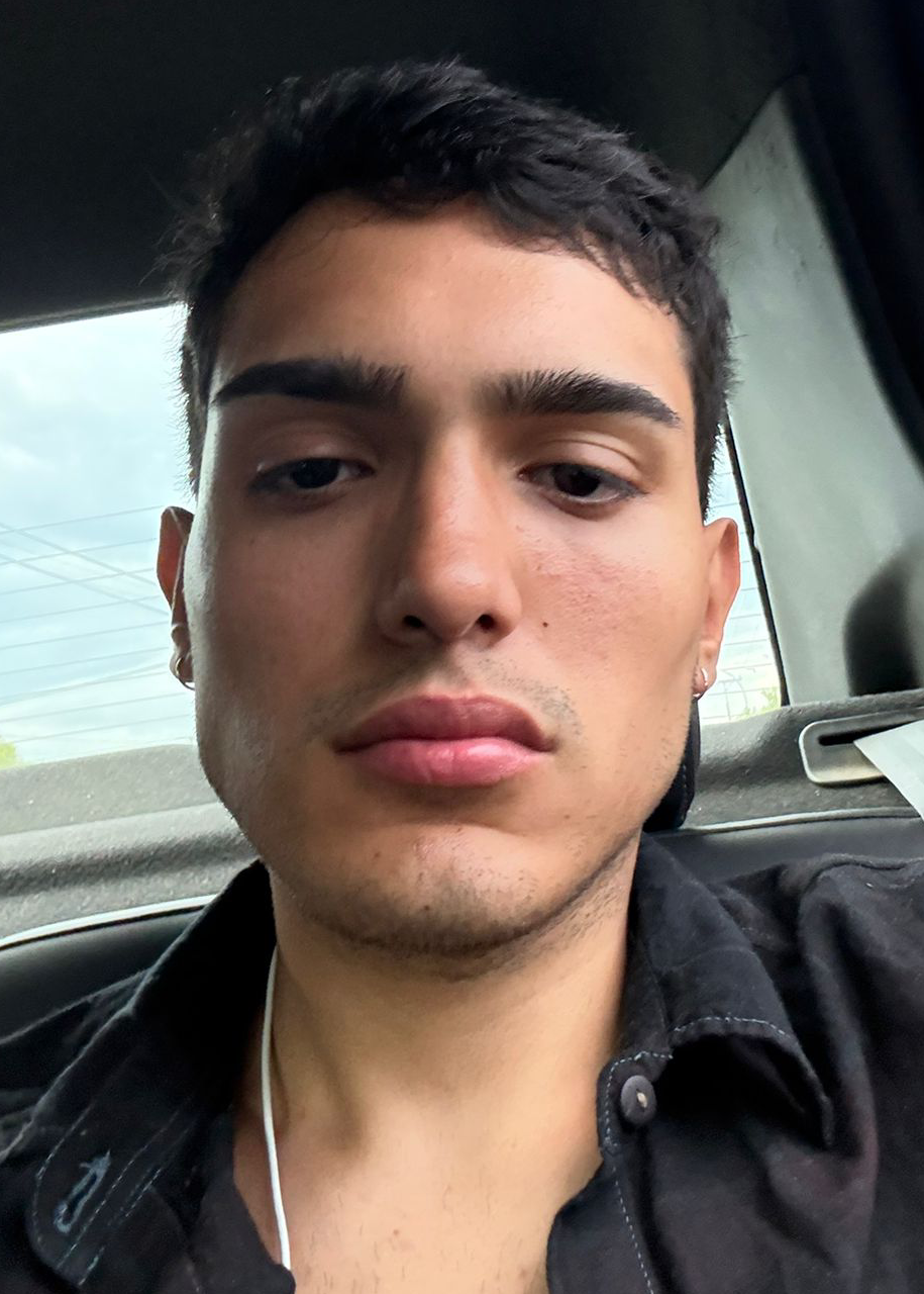 Benjamín: escort masculino en Saavedra, CABA