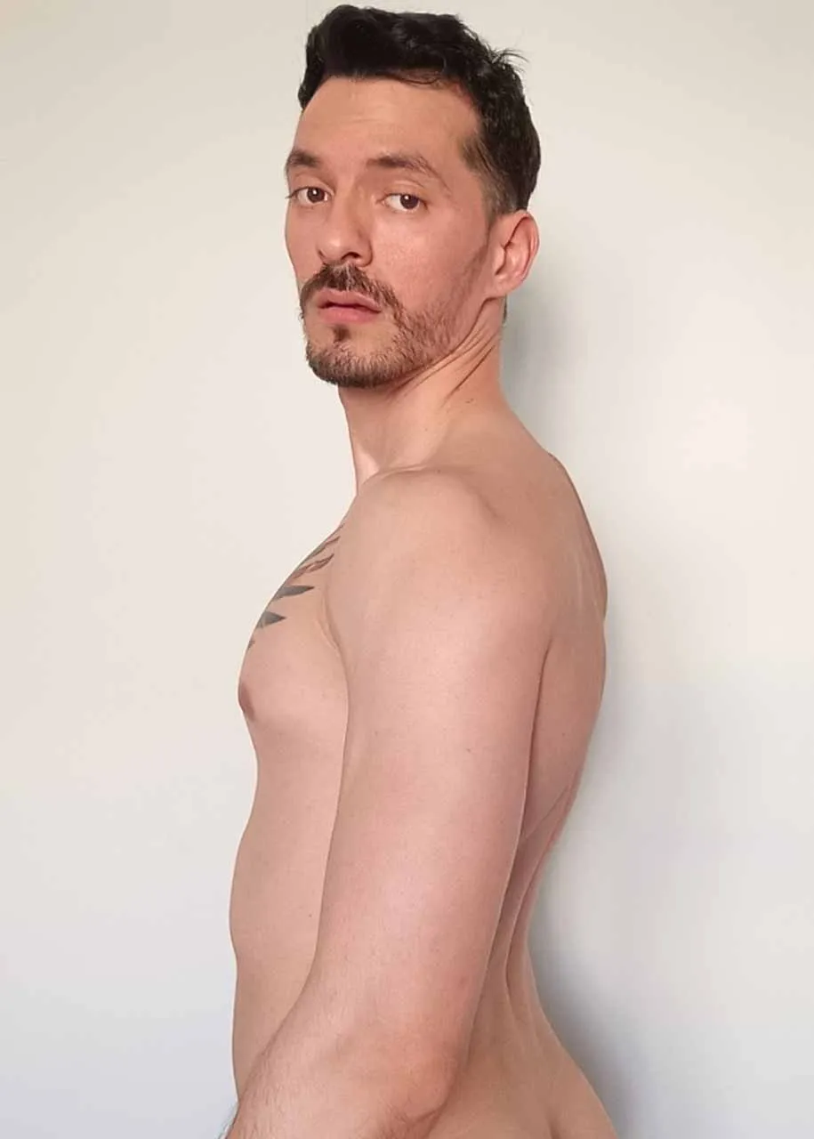 OnlyJhon: escort masculino en Corrientes, Argentina